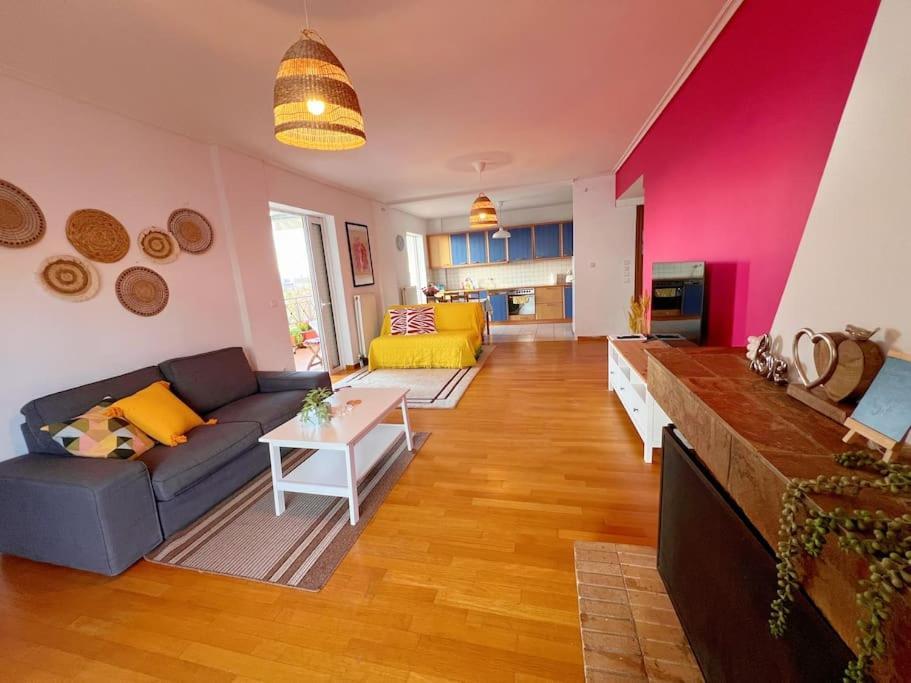Cozy Fairytal Garden Apartment, Family Friendly, Free Parking, 15 Min To Airport Atina Dış mekan fotoğraf