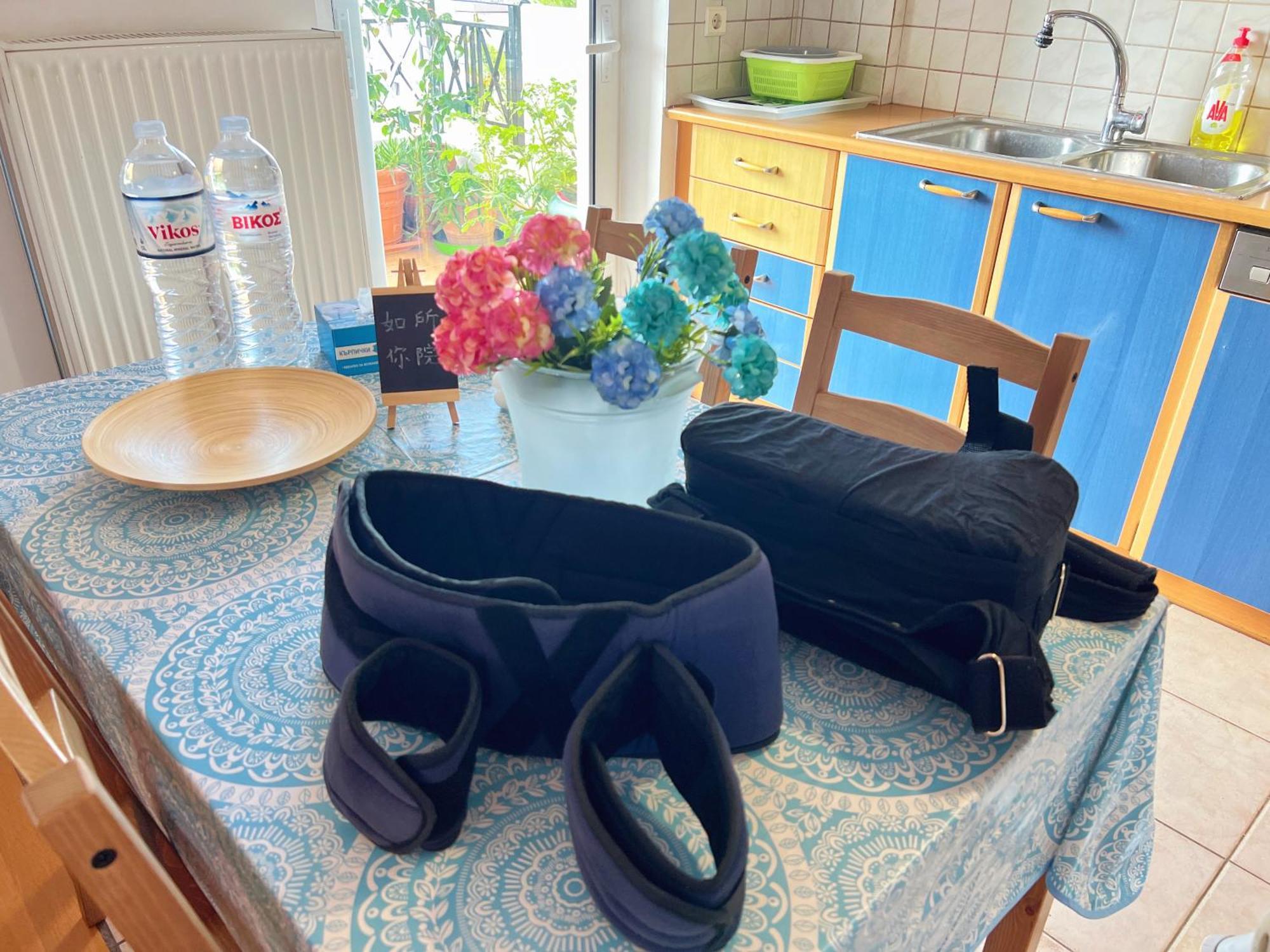 Cozy Fairytal Garden Apartment, Family Friendly, Free Parking, 15 Min To Airport Atina Dış mekan fotoğraf